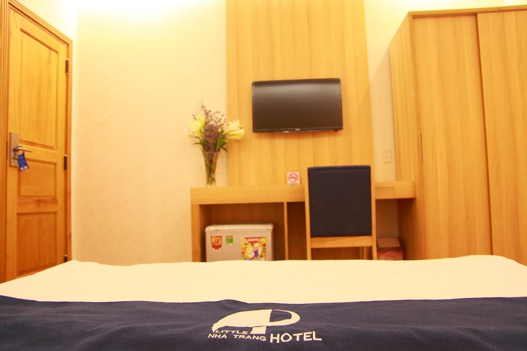 Little Nha Trang Hotel Exteriör bild